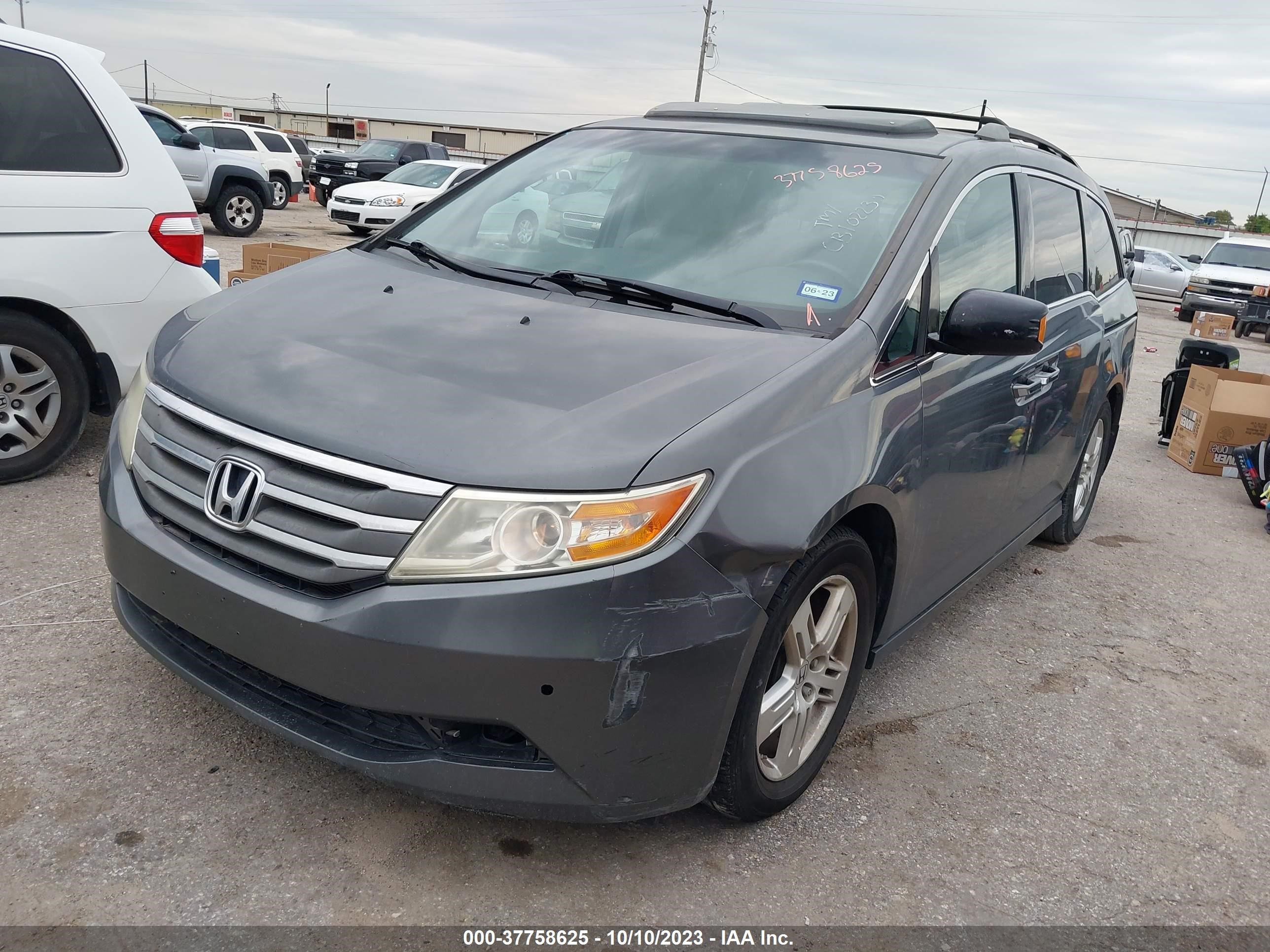 Photo 1 VIN: 5FNRL5H94CB102230 - HONDA ODYSSEY 