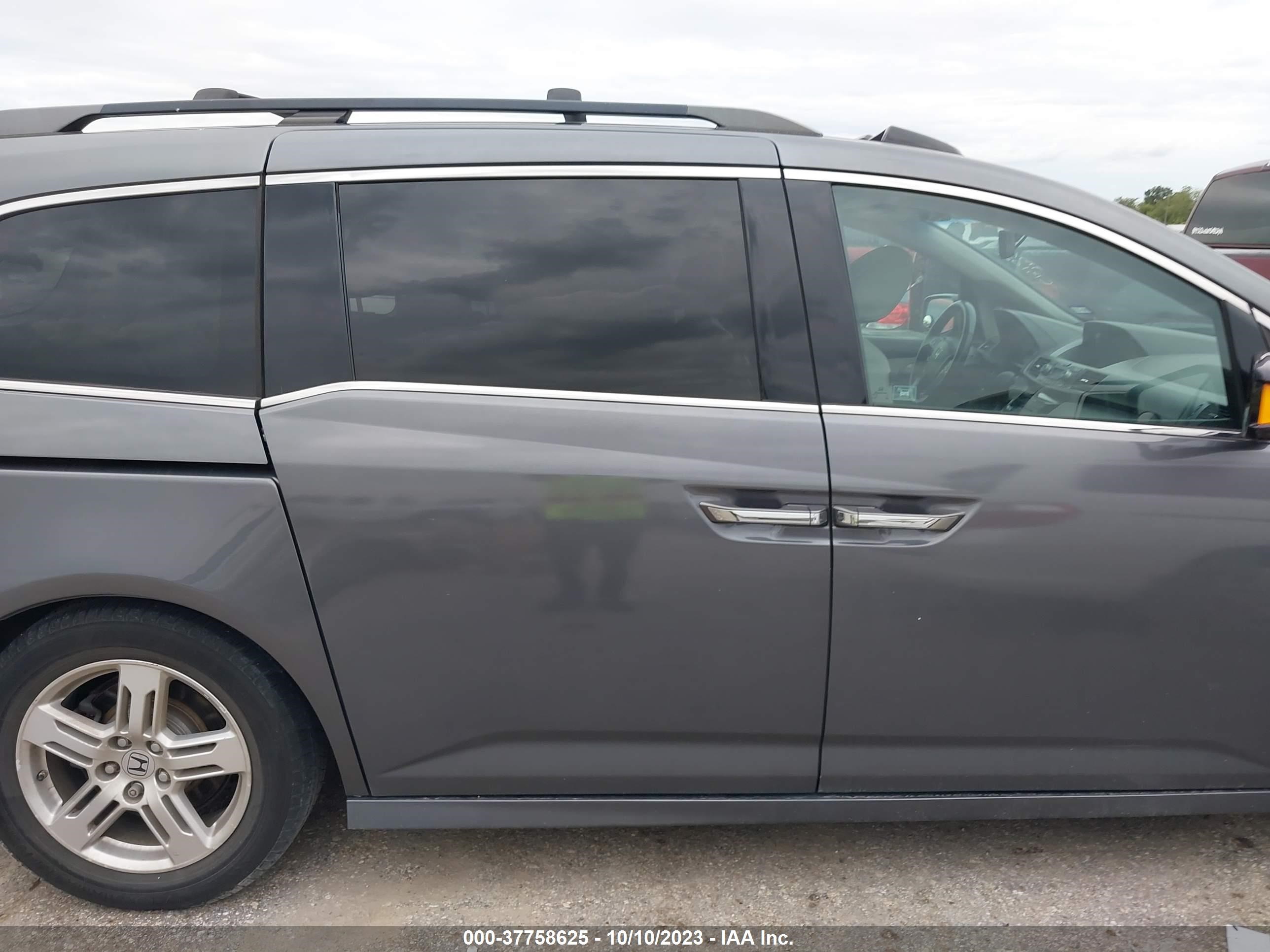 Photo 11 VIN: 5FNRL5H94CB102230 - HONDA ODYSSEY 