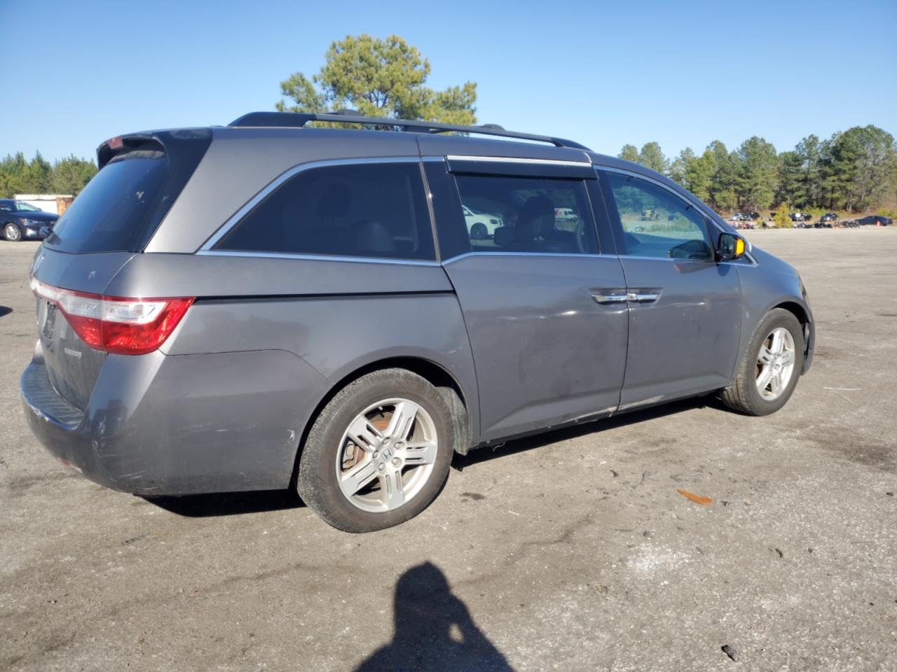 Photo 2 VIN: 5FNRL5H95DB017222 - HONDA ODYSSEY 