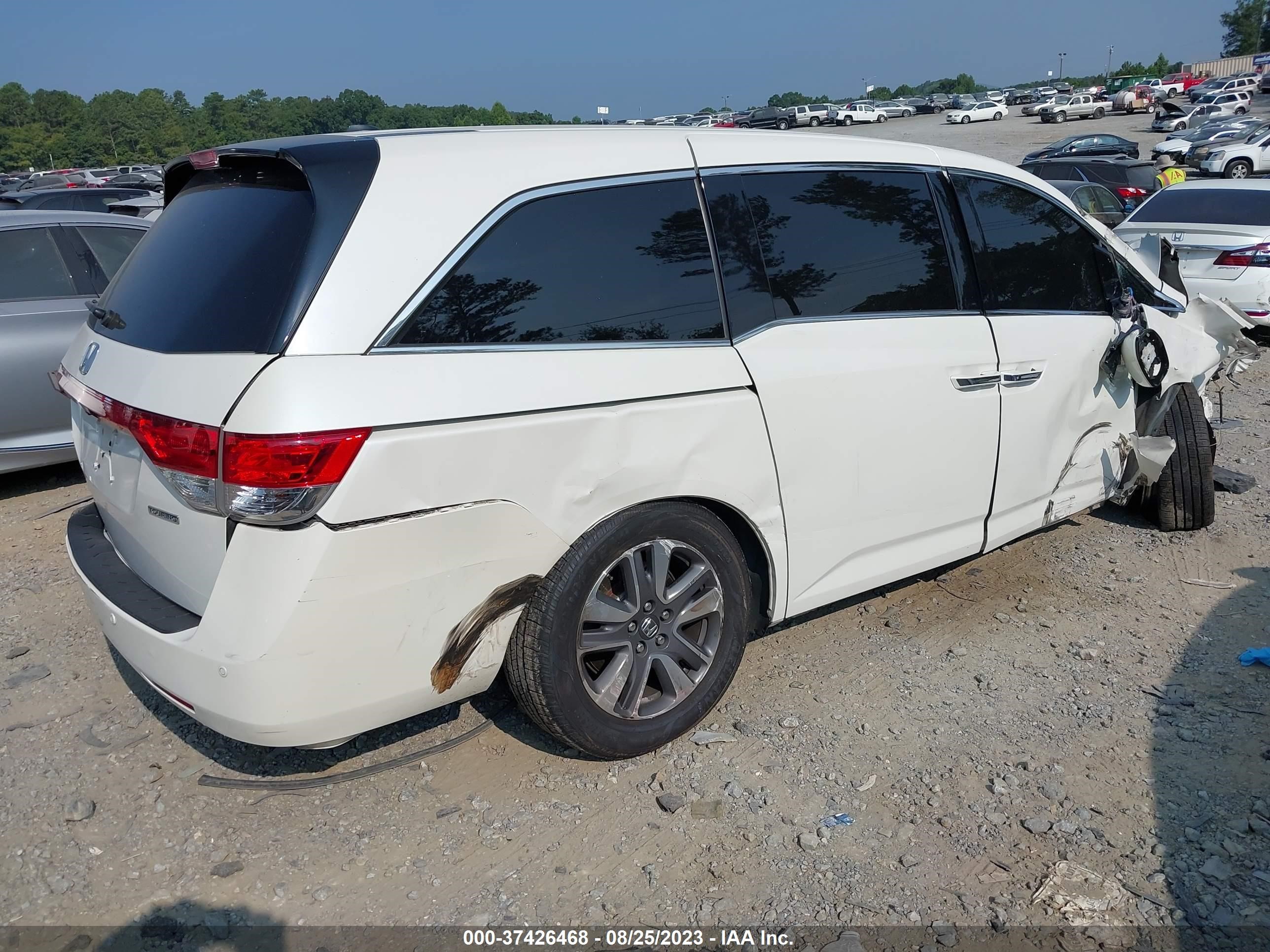 Photo 3 VIN: 5FNRL5H95EB109481 - HONDA ODYSSEY 