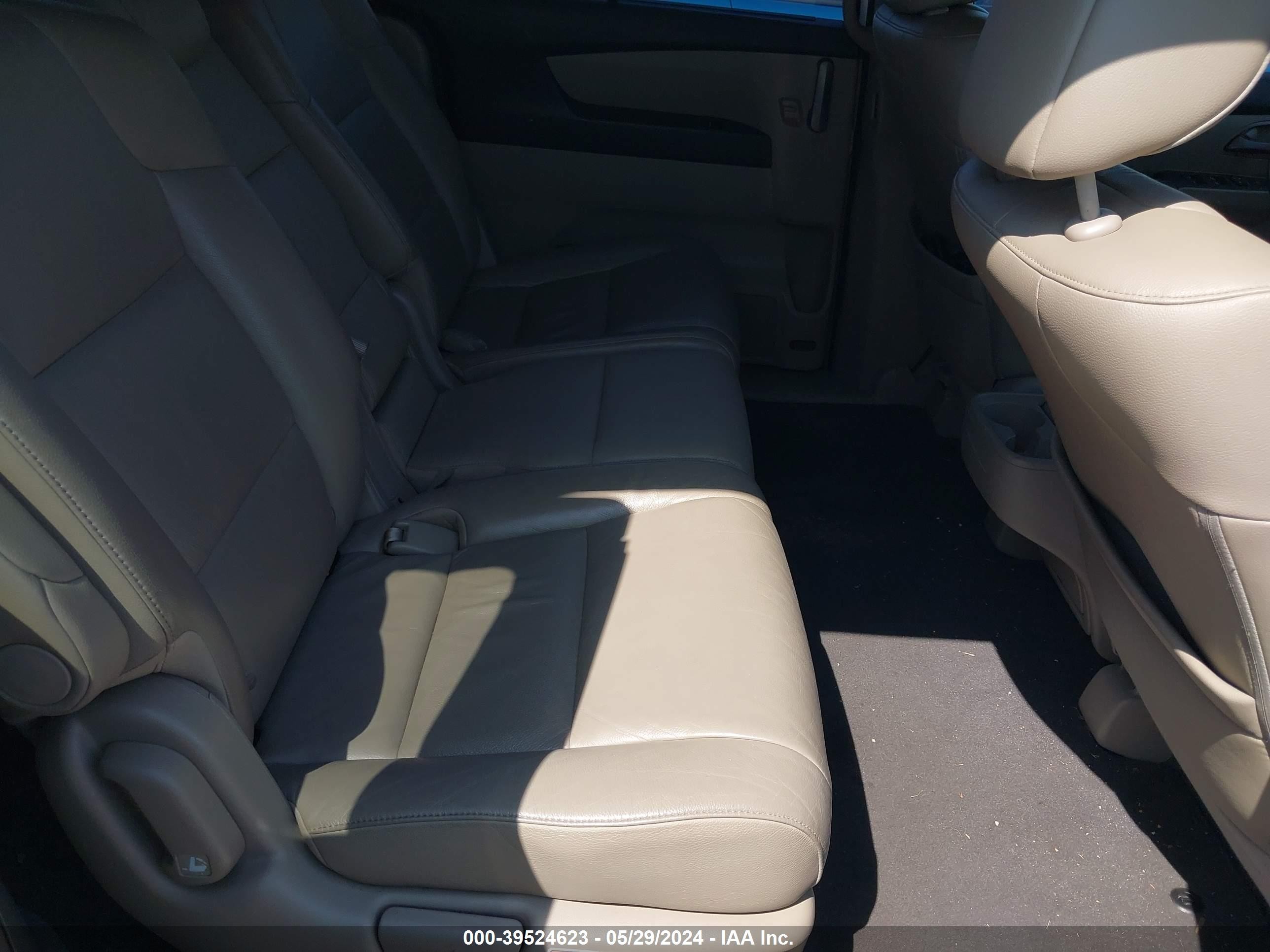 Photo 7 VIN: 5FNRL5H96BB037041 - HONDA ODYSSEY 