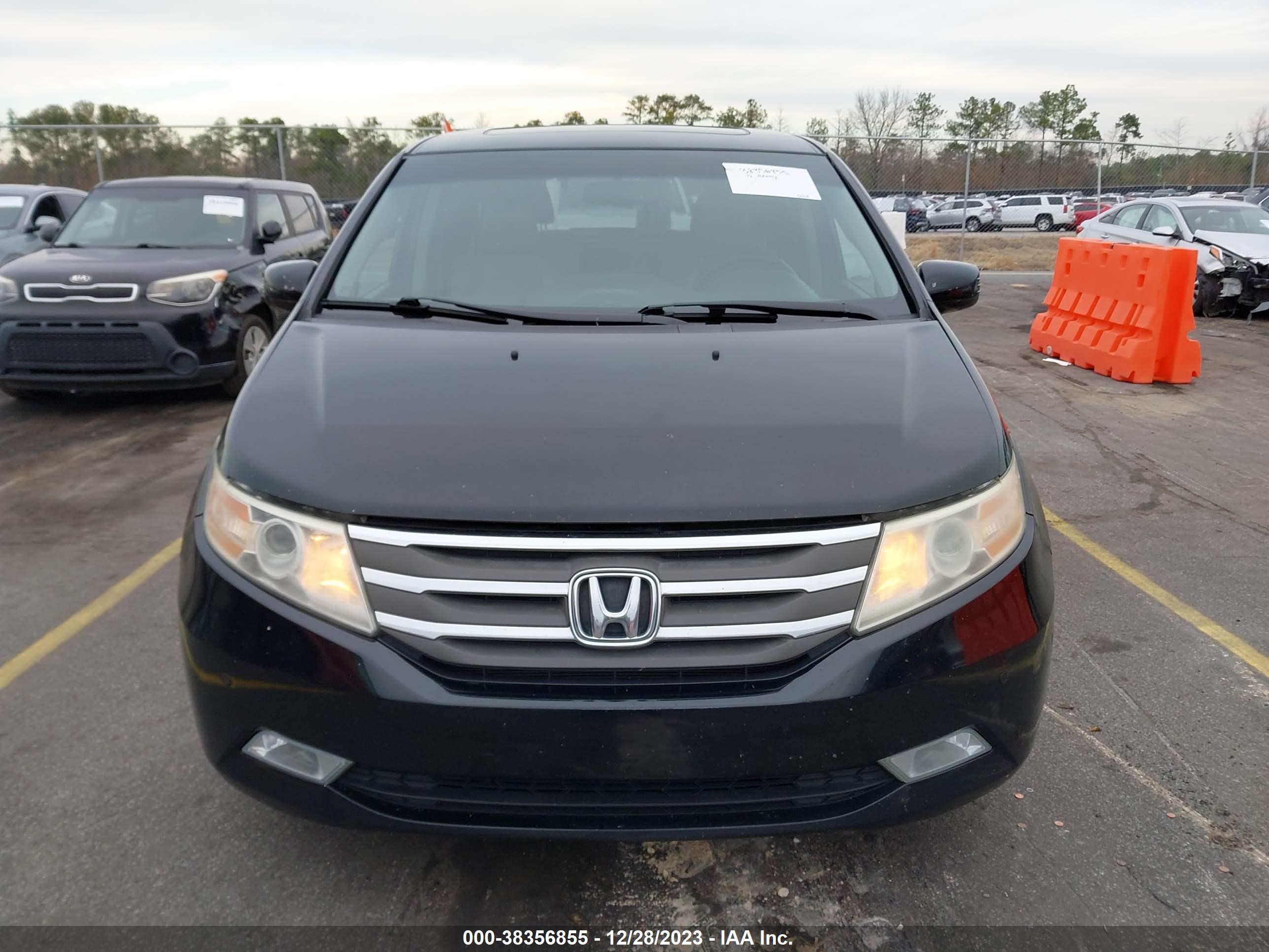 Photo 5 VIN: 5FNRL5H96CB043875 - HONDA ODYSSEY 