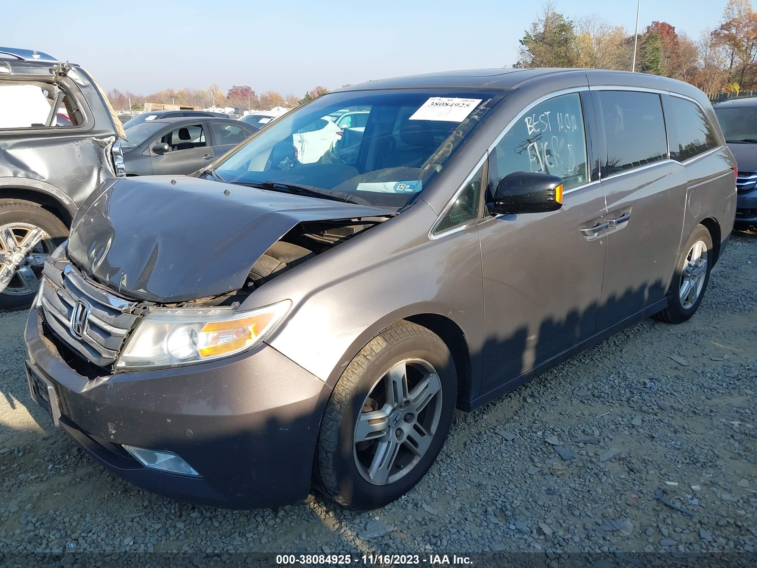 Photo 1 VIN: 5FNRL5H96CB144656 - HONDA ODYSSEY 