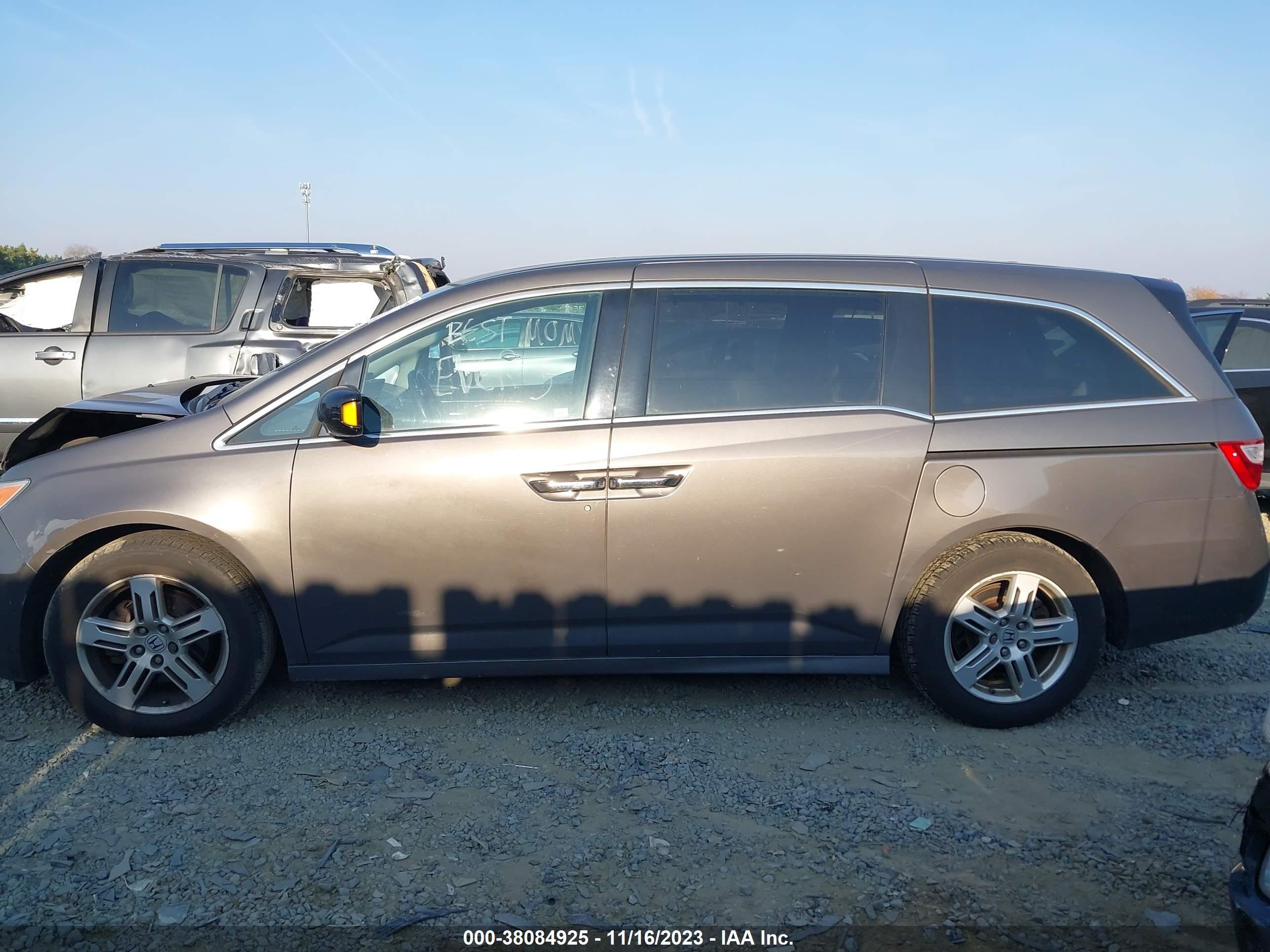 Photo 13 VIN: 5FNRL5H96CB144656 - HONDA ODYSSEY 