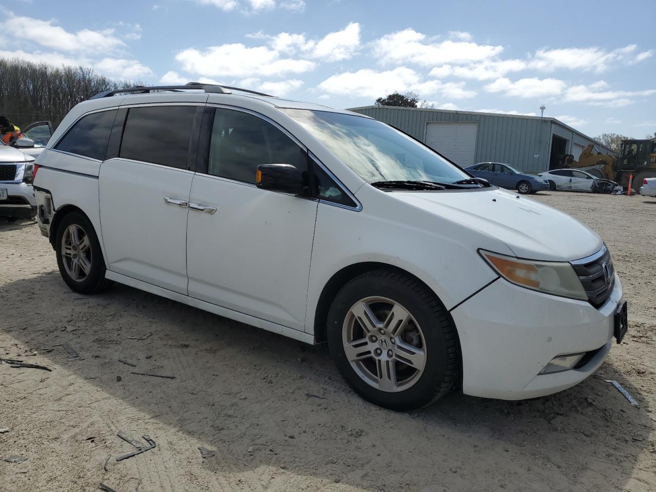 Photo 3 VIN: 5FNRL5H97BB053104 - HONDA ODYSSEY 