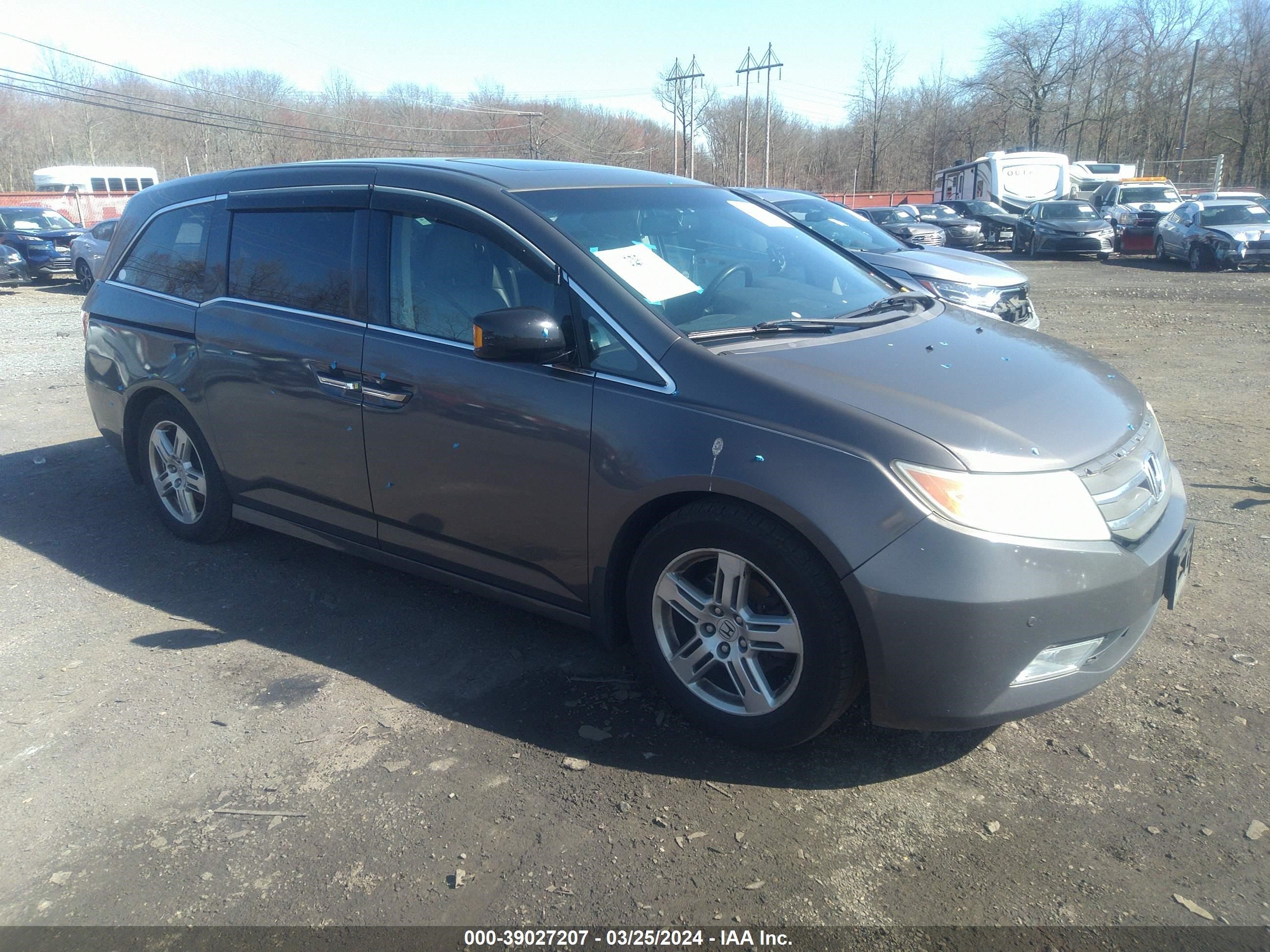 Photo 0 VIN: 5FNRL5H97CB115571 - HONDA ODYSSEY 