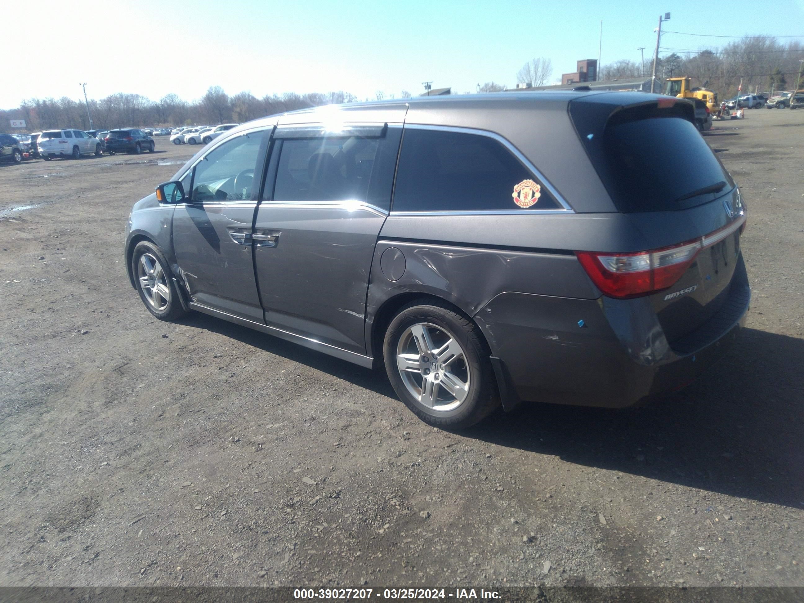 Photo 2 VIN: 5FNRL5H97CB115571 - HONDA ODYSSEY 