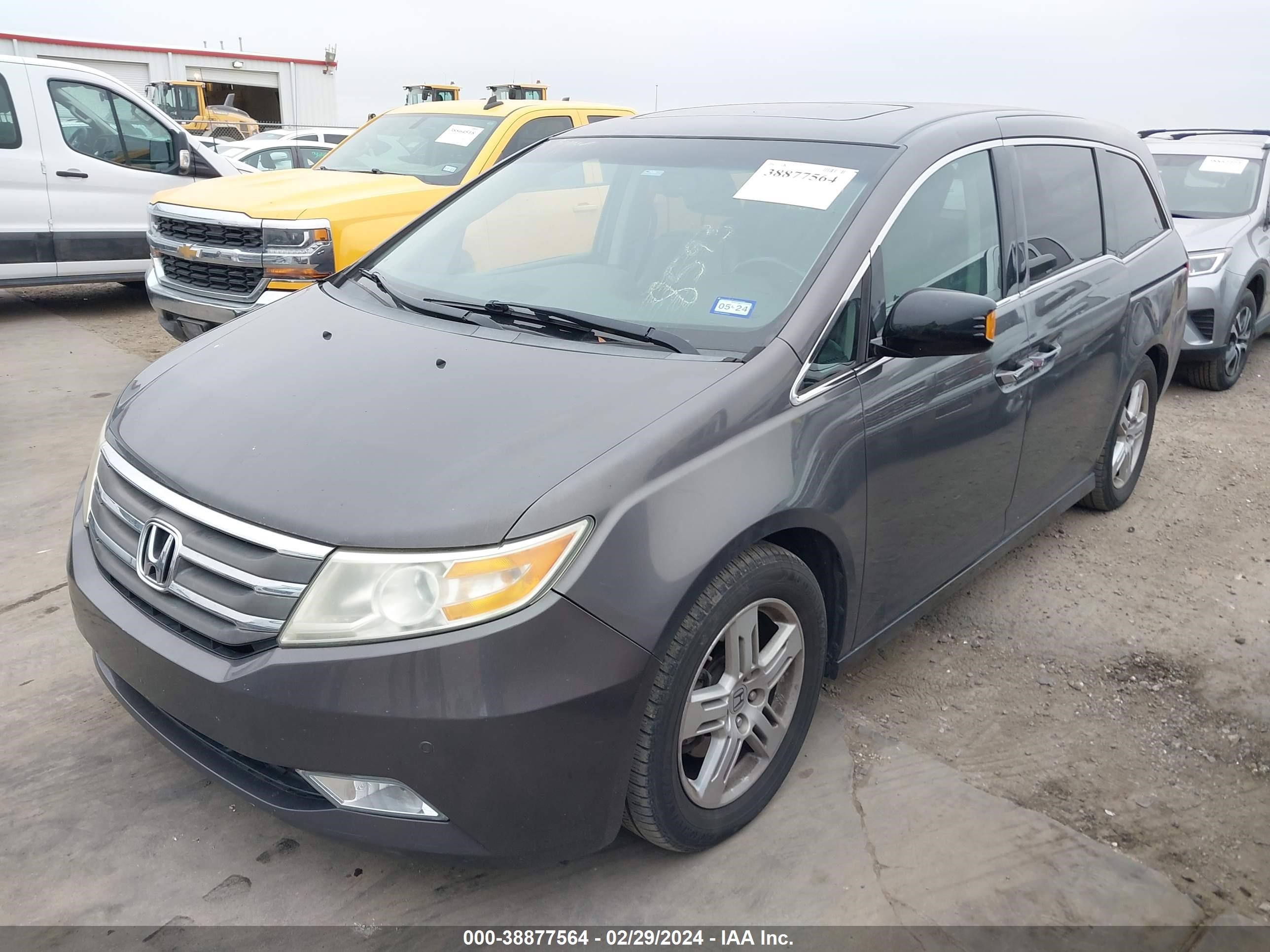 Photo 1 VIN: 5FNRL5H97DB004343 - HONDA ODYSSEY 