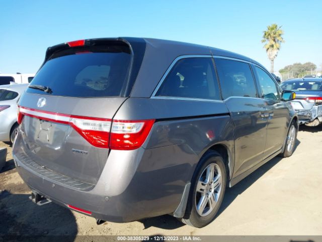 Photo 3 VIN: 5FNRL5H97DB027962 - HONDA ODYSSEY 