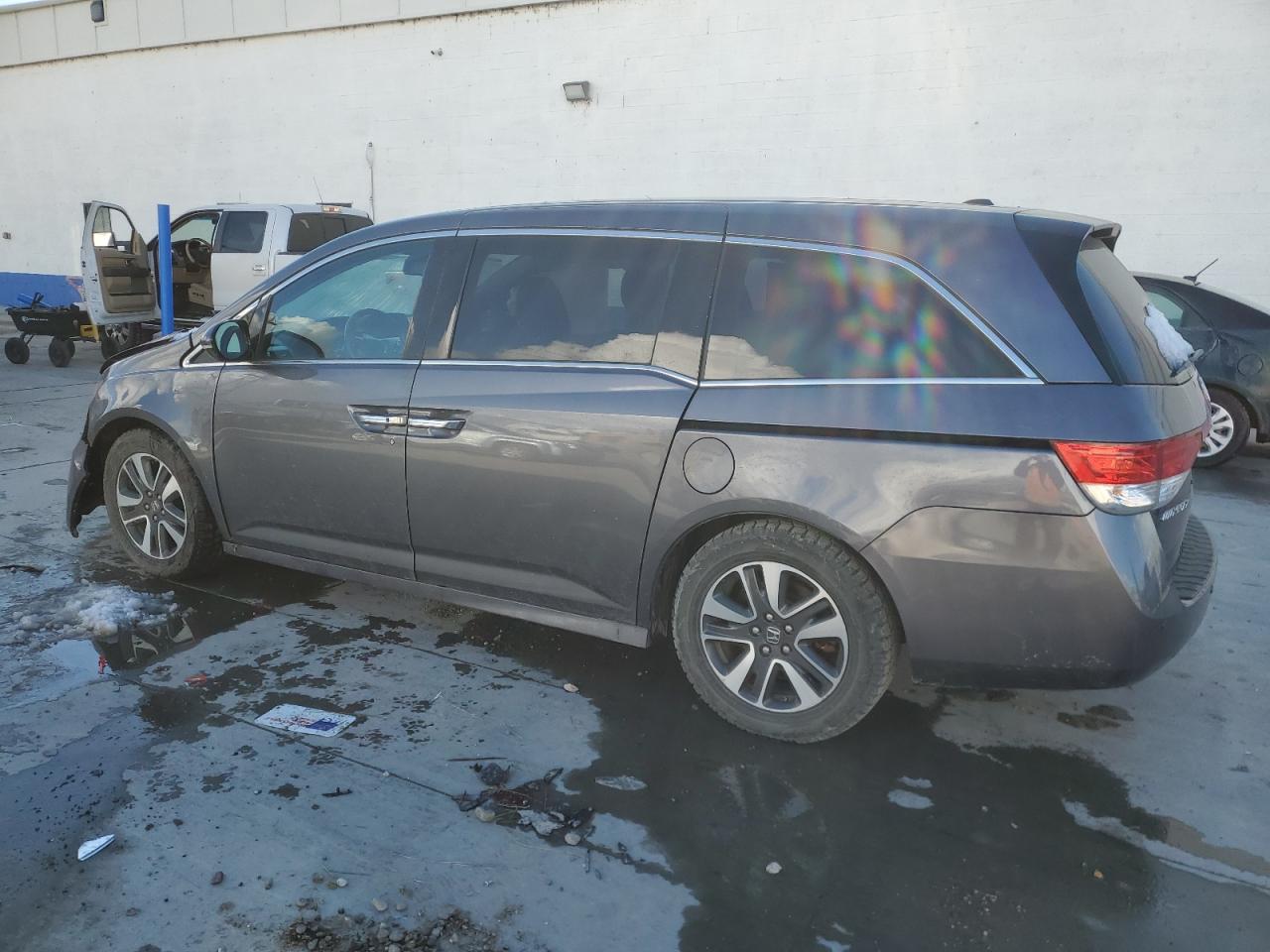 Photo 1 VIN: 5FNRL5H97GB076163 - HONDA ODYSSEY 