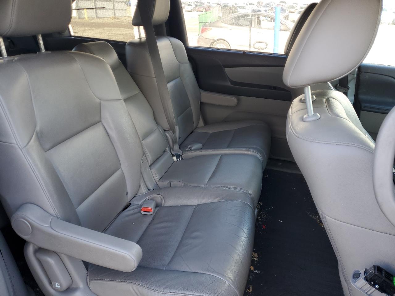 Photo 9 VIN: 5FNRL5H97GB076163 - HONDA ODYSSEY 