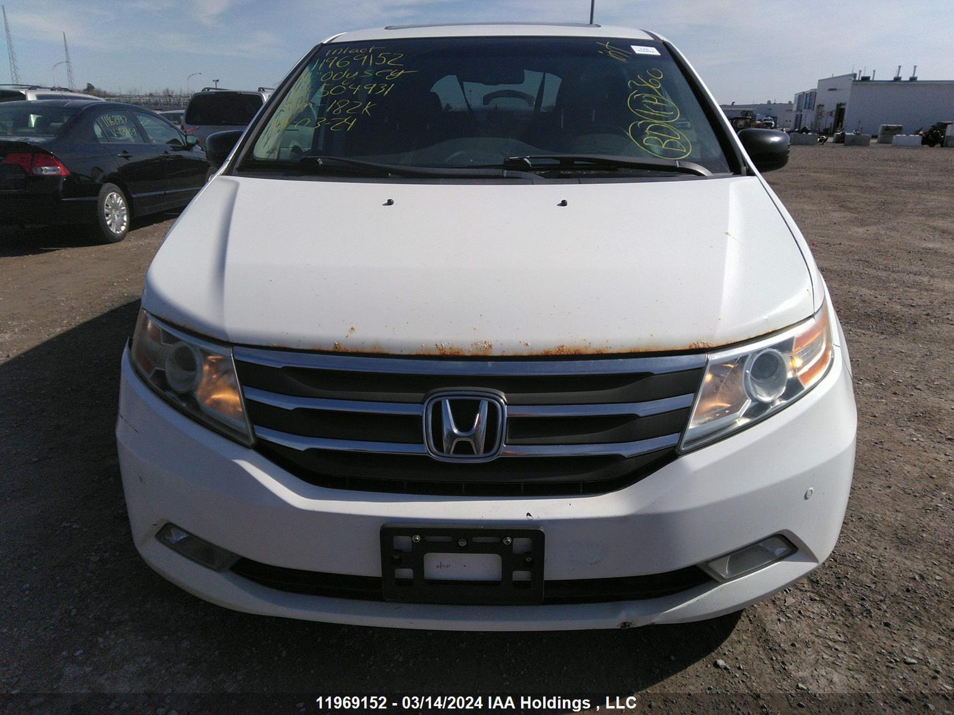 Photo 11 VIN: 5FNRL5H98BB504931 - HONDA ODYSSEY 