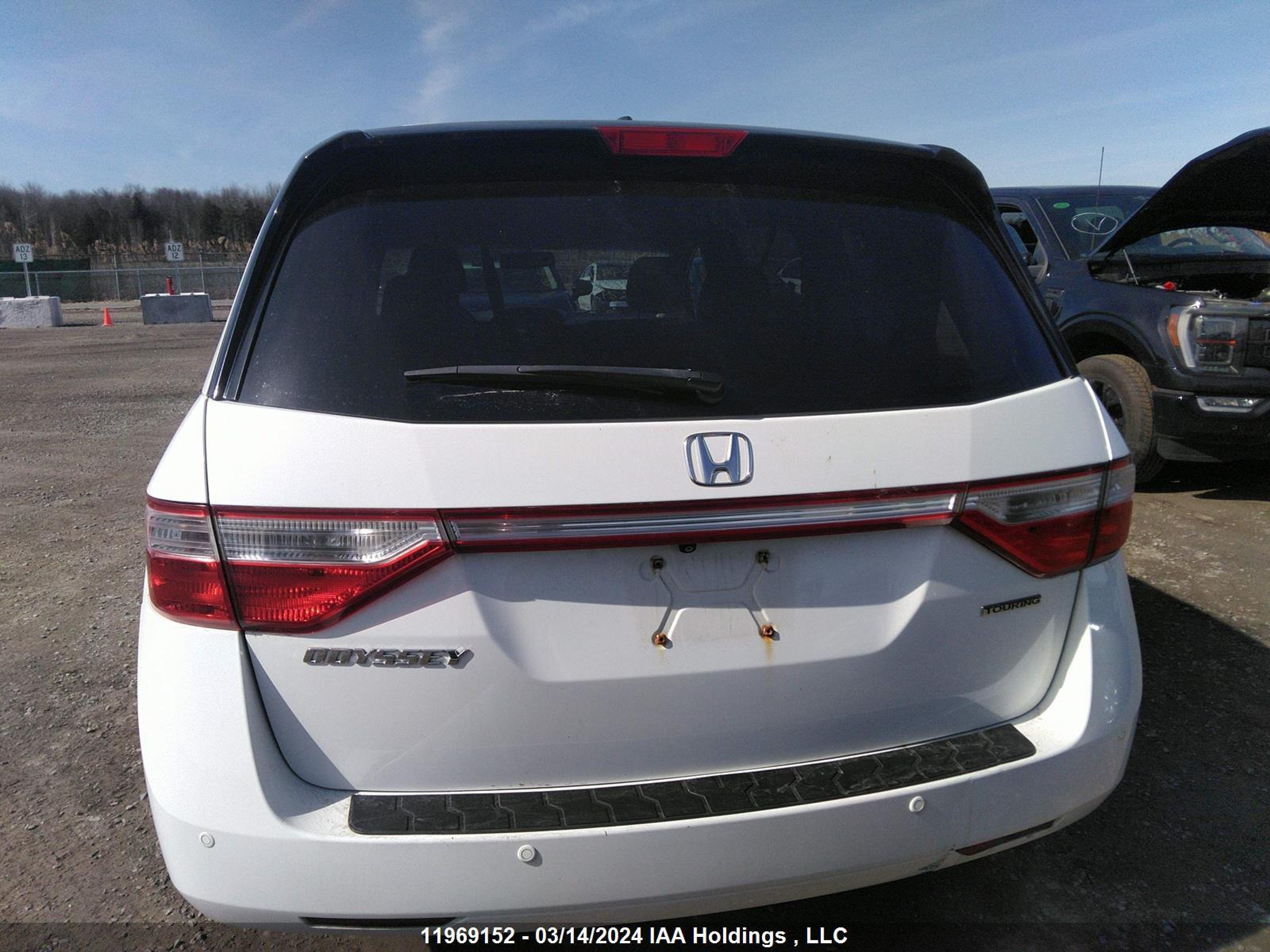 Photo 15 VIN: 5FNRL5H98BB504931 - HONDA ODYSSEY 