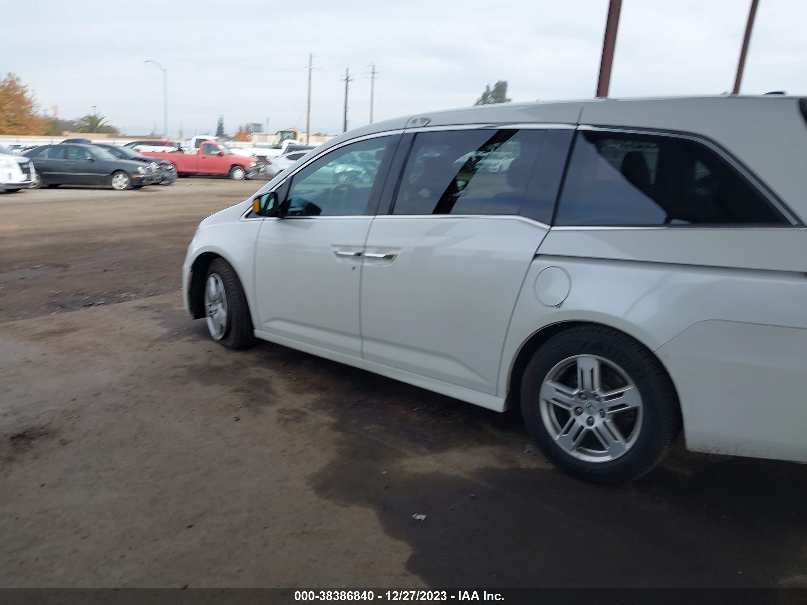 Photo 13 VIN: 5FNRL5H98CB091121 - HONDA ODYSSEY 