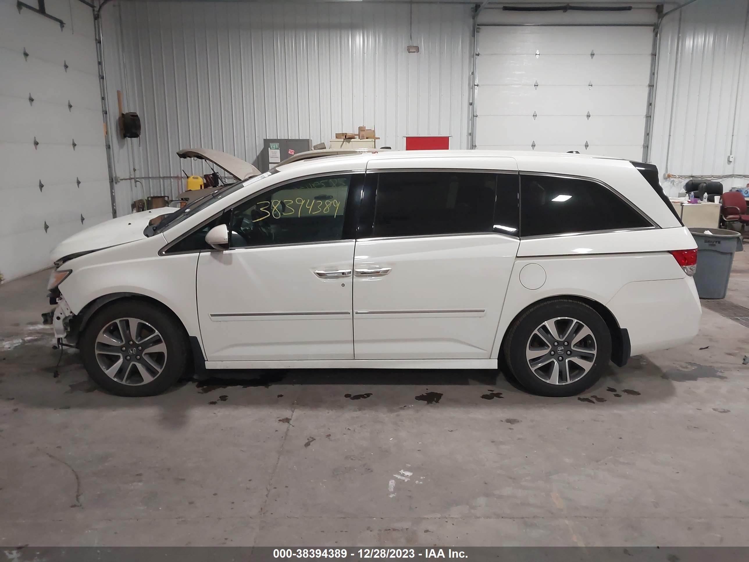 Photo 14 VIN: 5FNRL5H98GB018207 - HONDA ODYSSEY 