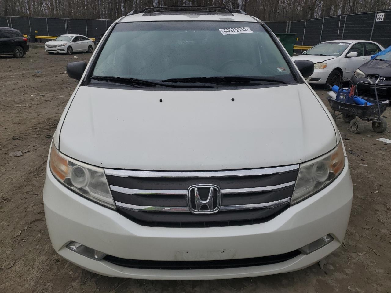 Photo 4 VIN: 5FNRL5H99CB040355 - HONDA ODYSSEY 