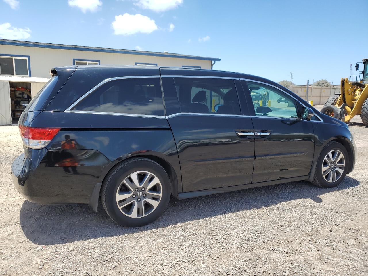 Photo 2 VIN: 5FNRL5H99FB080665 - HONDA ODYSSEY 