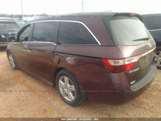 Photo 2 VIN: 5FNRL5H9XBB032070 - HONDA ODYSSEY 