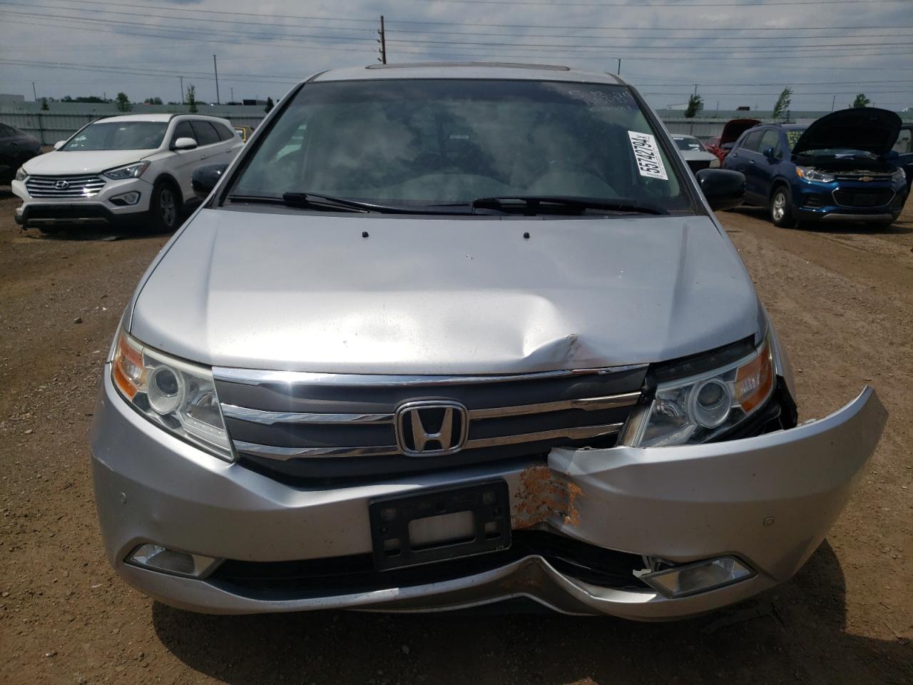 Photo 4 VIN: 5FNRL5H9XBB077087 - HONDA ODYSSEY 