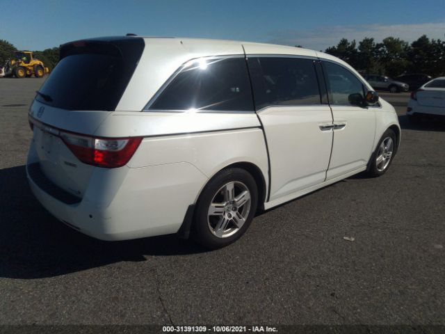 Photo 3 VIN: 5FNRL5H9XCB028585 - HONDA ODYSSEY 