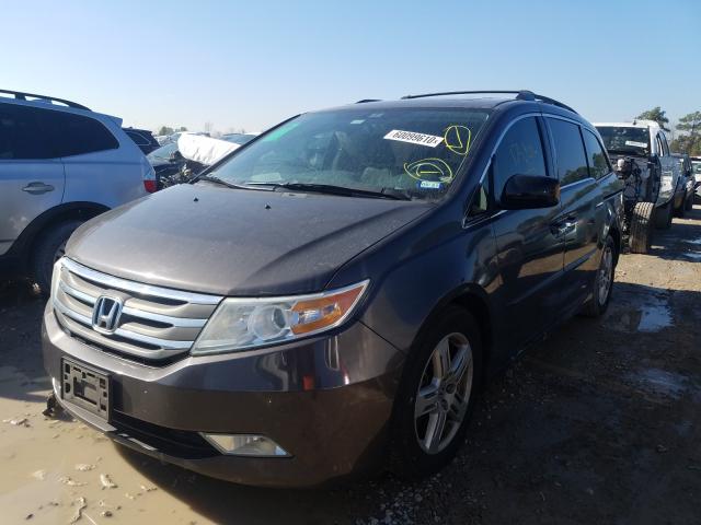 Photo 1 VIN: 5FNRL5H9XDB003557 - HONDA ODYSSEY TO 