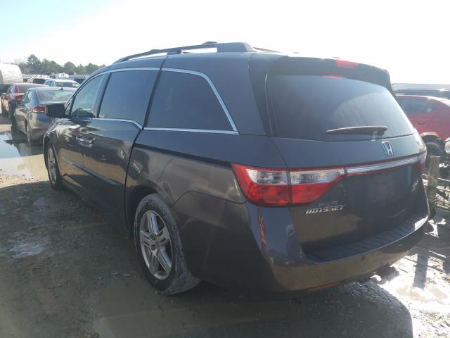 Photo 2 VIN: 5FNRL5H9XDB003557 - HONDA ODYSSEY TO 