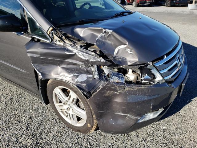 Photo 8 VIN: 5FNRL5H9XDB089257 - HONDA ODYSSEY TO 