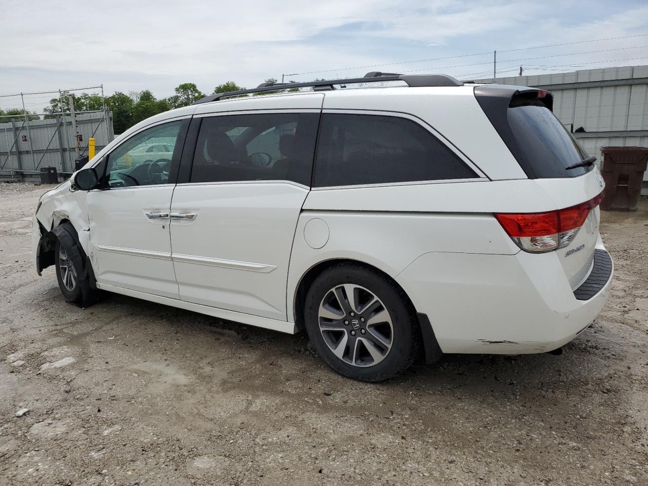 Photo 1 VIN: 5FNRL5H9XEB093021 - HONDA ODYSSEY 