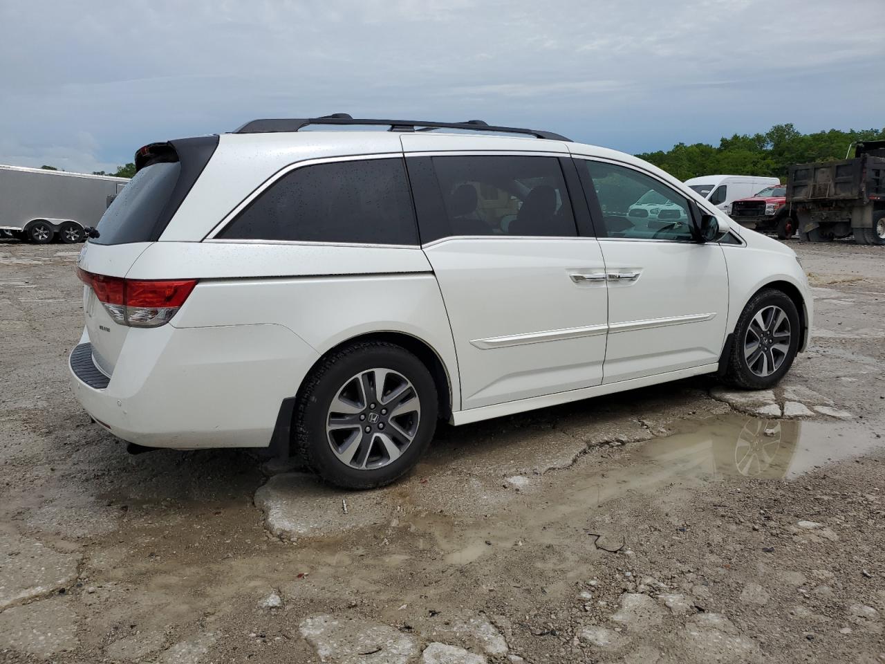 Photo 2 VIN: 5FNRL5H9XEB093021 - HONDA ODYSSEY 