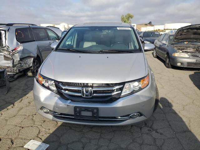 Photo 4 VIN: 5FNRL5H9XFB030647 - HONDA ODYSSEY TO 