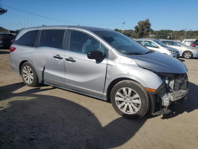 Photo 3 VIN: 5FNRL6H22JB087152 - HONDA ODYSSEY LX 