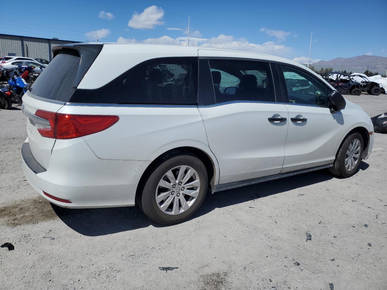 Photo 2 VIN: 5FNRL6H22LB036219 - HONDA ODYSSEY 