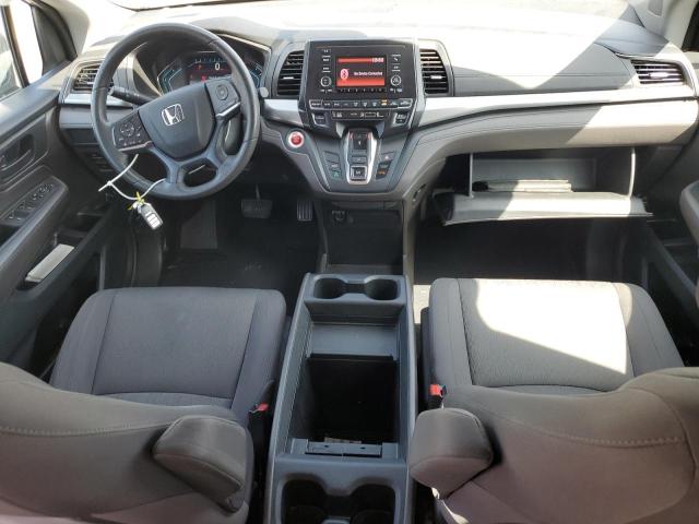 Photo 7 VIN: 5FNRL6H2XJB083608 - HONDA ODYSSEY LX 