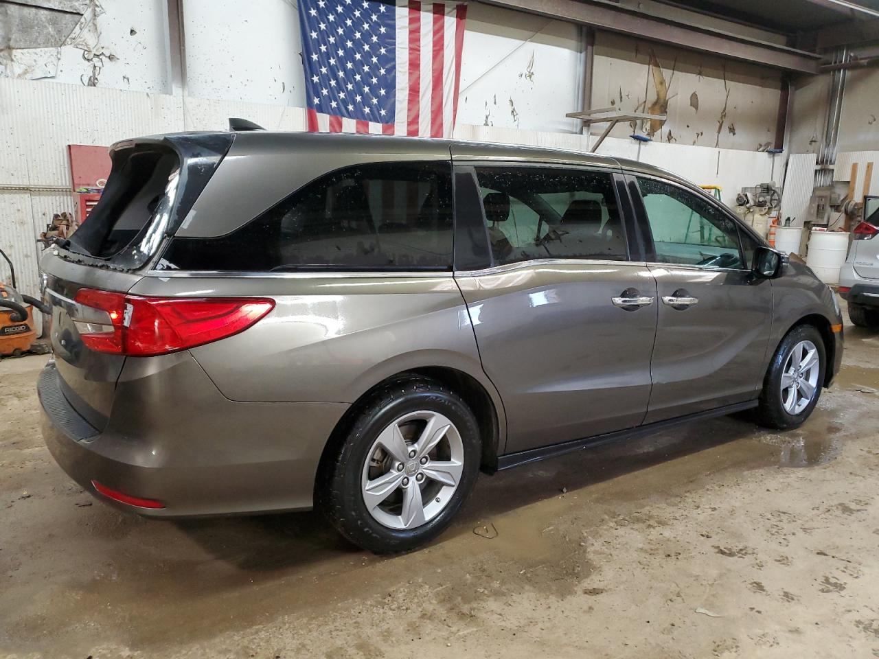 Photo 2 VIN: 5FNRL6H50KB132018 - HONDA ODYSSEY 