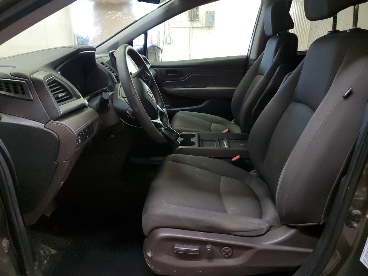 Photo 6 VIN: 5FNRL6H50KB132018 - HONDA ODYSSEY 