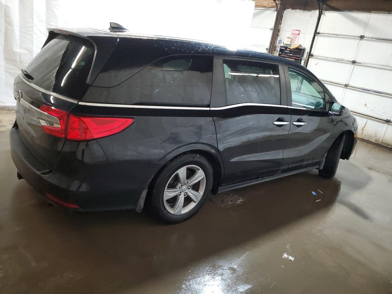 Photo 2 VIN: 5FNRL6H52LB074463 - HONDA ODYSSEY 