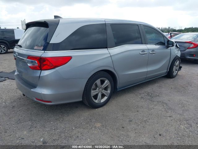 Photo 3 VIN: 5FNRL6H53JB028217 - HONDA ODYSSEY 