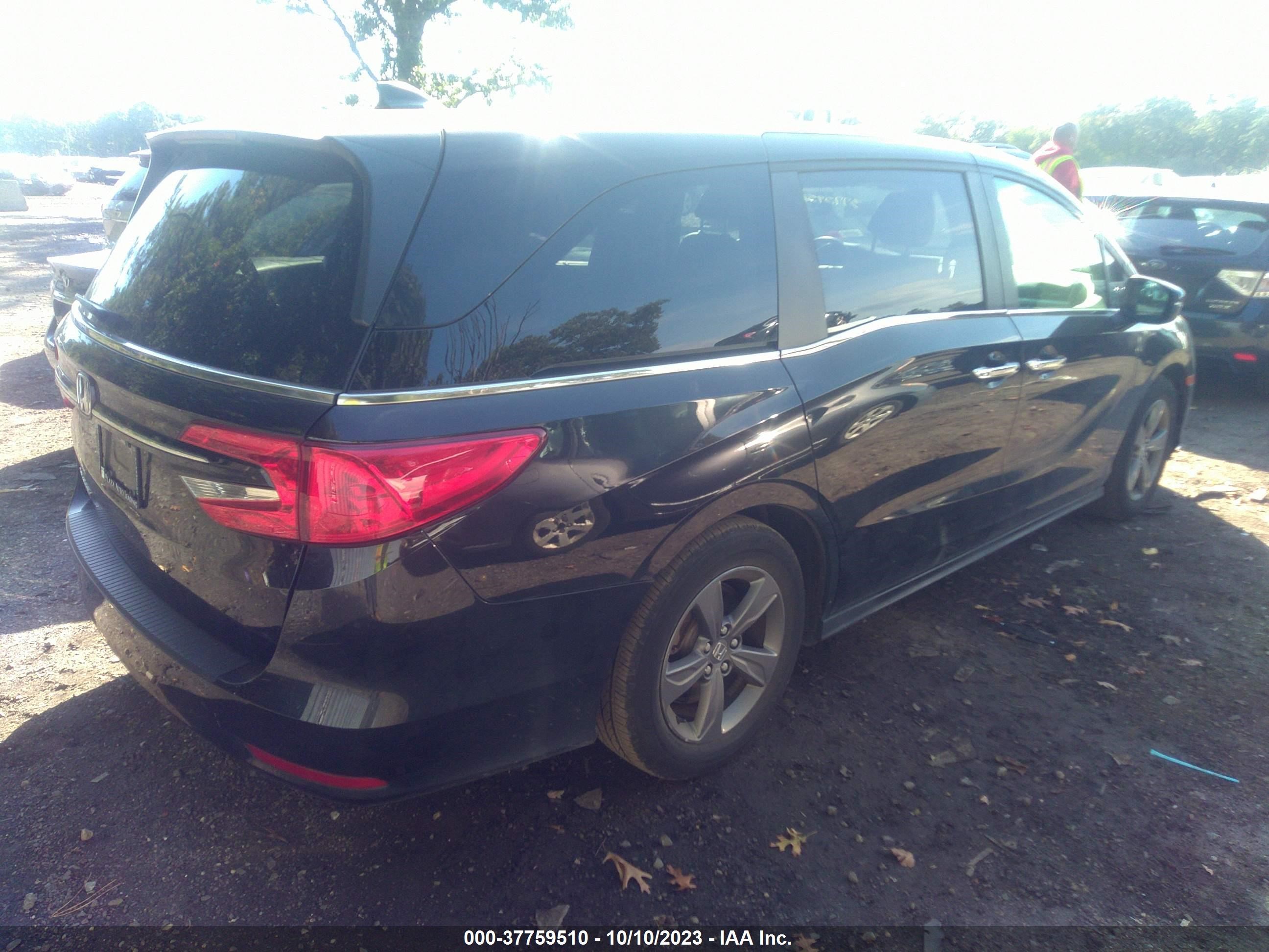 Photo 3 VIN: 5FNRL6H54NB035098 - HONDA ODYSSEY 