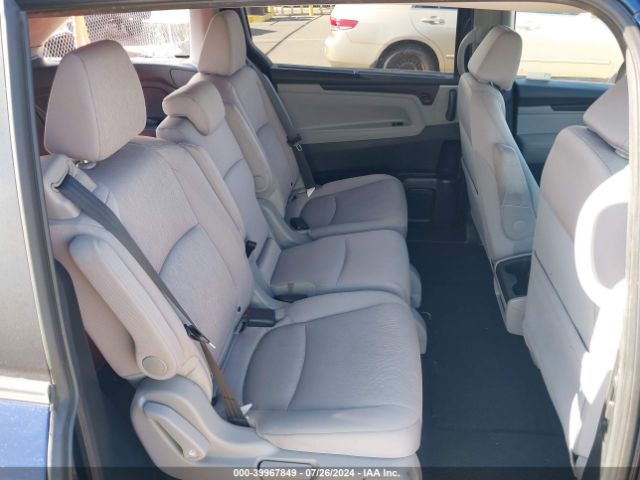 Photo 7 VIN: 5FNRL6H55JB070520 - HONDA ODYSSEY 