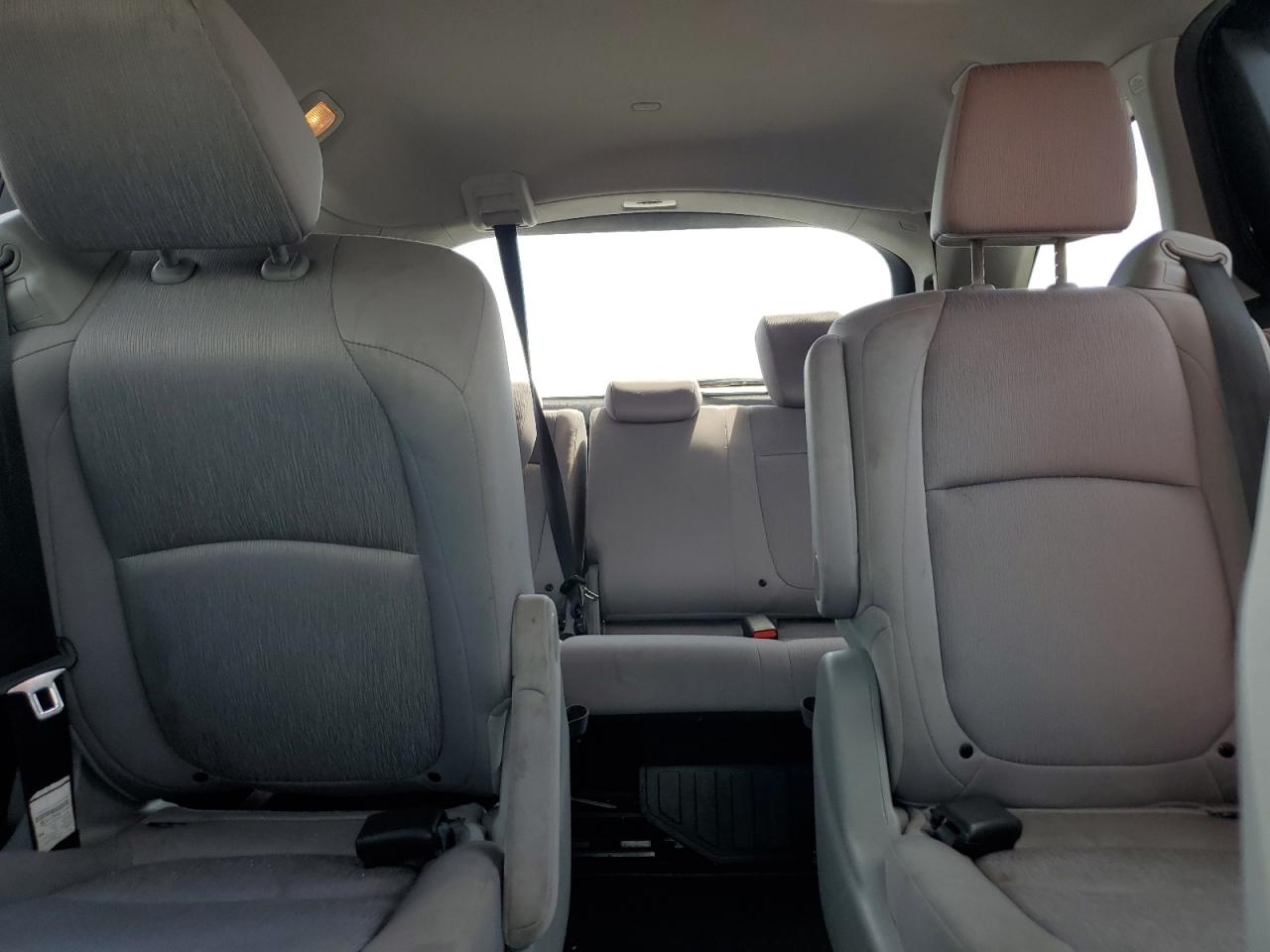 Photo 9 VIN: 5FNRL6H55LB046432 - HONDA ODYSSEY 