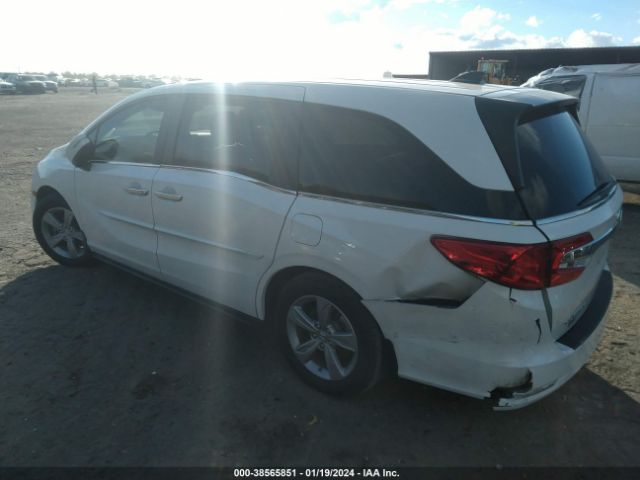 Photo 2 VIN: 5FNRL6H5XKB075195 - HONDA ODYSSEY 