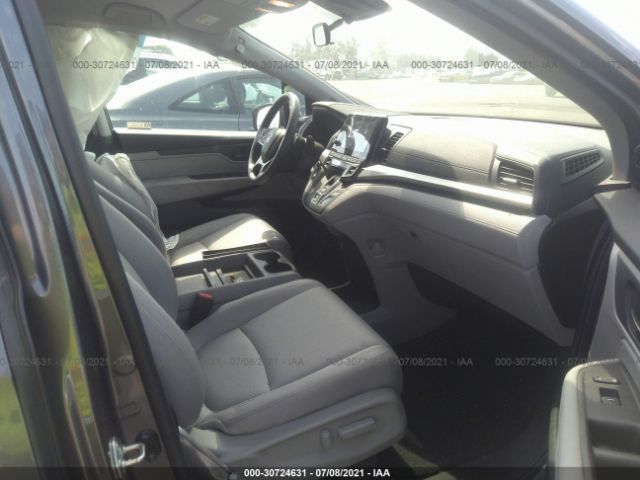 Photo 4 VIN: 5FNRL6H5XKB122841 - HONDA ODYSSEY 