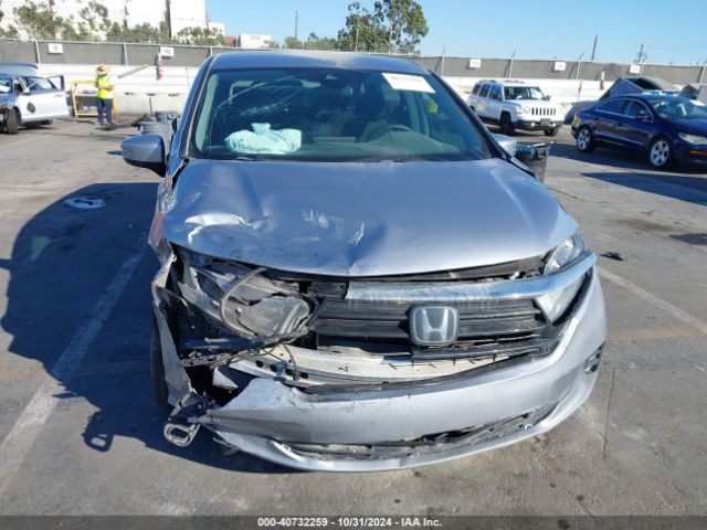 Photo 5 VIN: 5FNRL6H5XNB009430 - HONDA ODYSSEY 