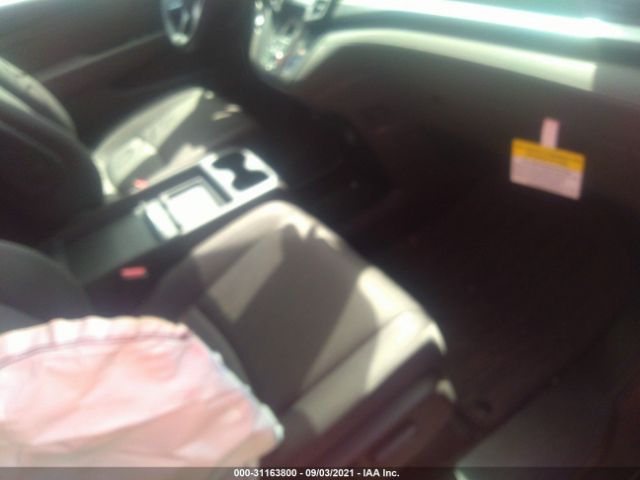 Photo 4 VIN: 5FNRL6H5XNB014210 - HONDA ODYSSEY 