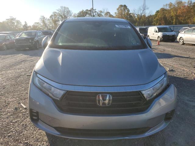 Photo 4 VIN: 5FNRL6H60RB061521 - HONDA ODYSSEY EX 