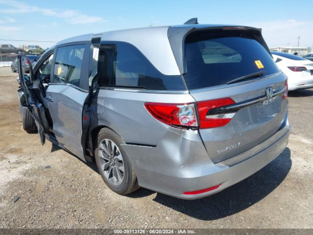 Photo 2 VIN: 5FNRL6H68RB043882 - HONDA ODYSSEY 