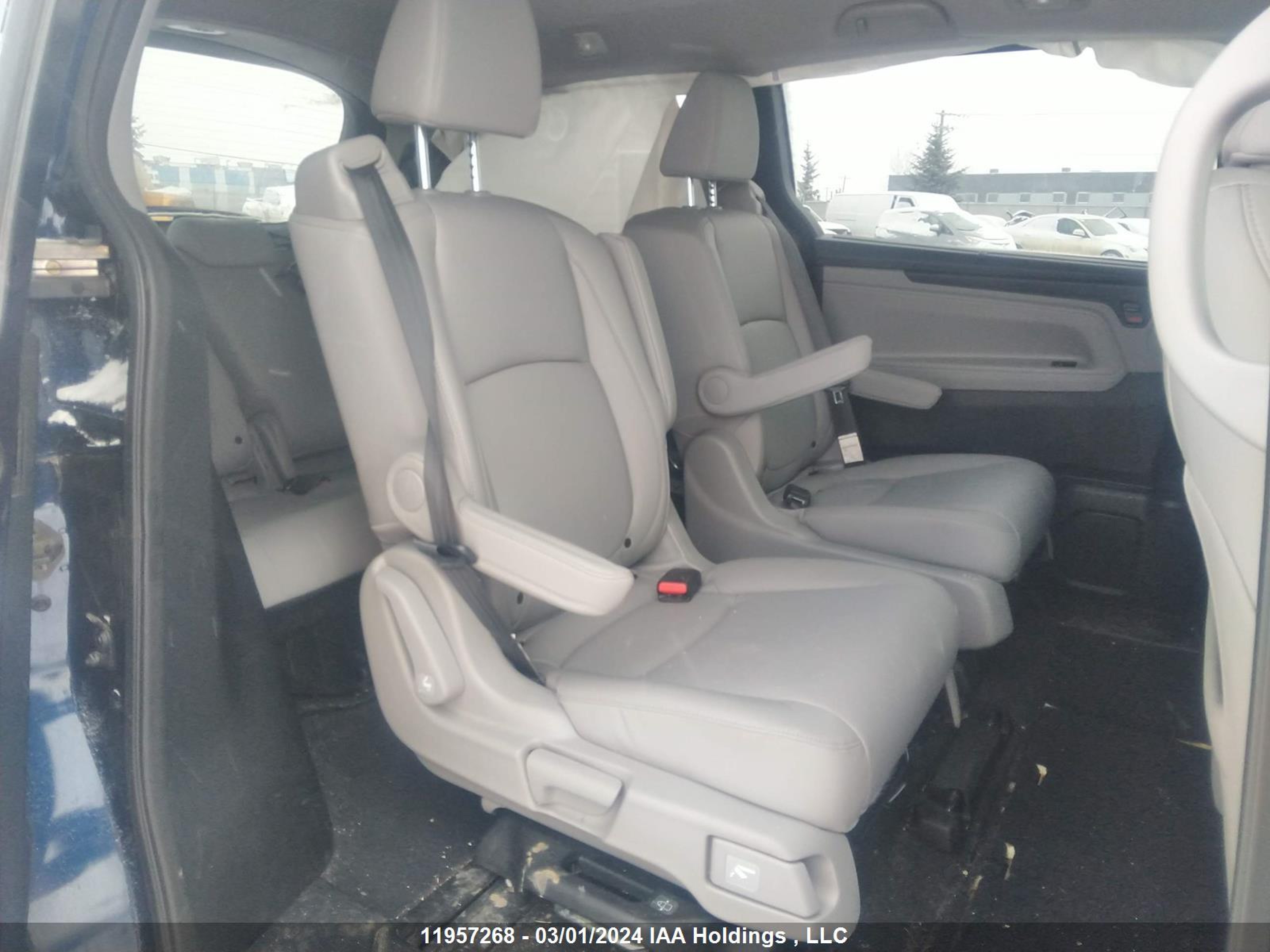 Photo 7 VIN: 5FNRL6H6XLB503308 - HONDA ODYSSEY 