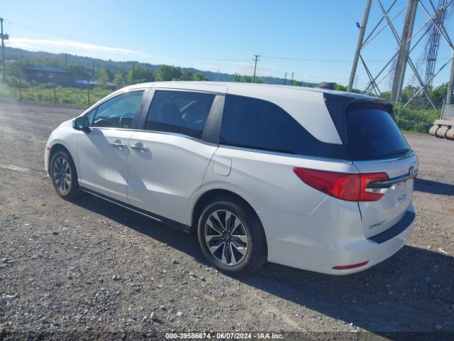 Photo 2 VIN: 5FNRL6H6XPB063158 - HONDA ODYSSEY 