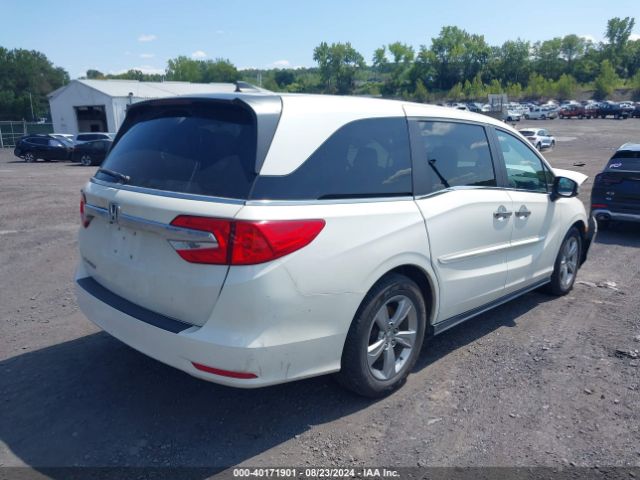 Photo 3 VIN: 5FNRL6H70JB032355 - HONDA ODYSSEY 