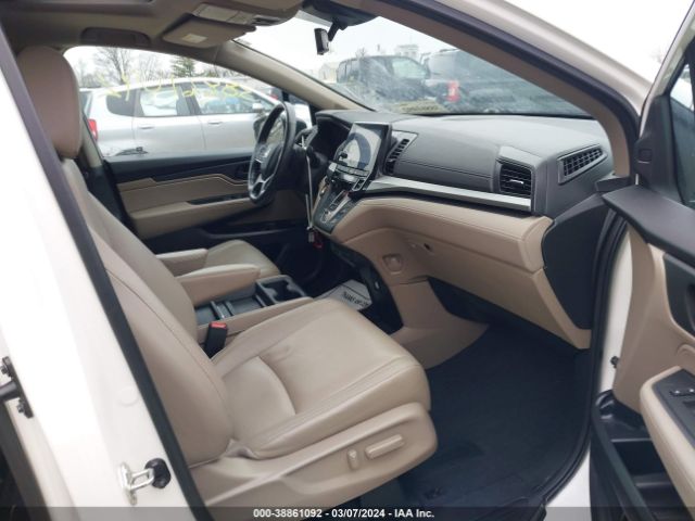 Photo 4 VIN: 5FNRL6H70JB047275 - HONDA ODYSSEY 